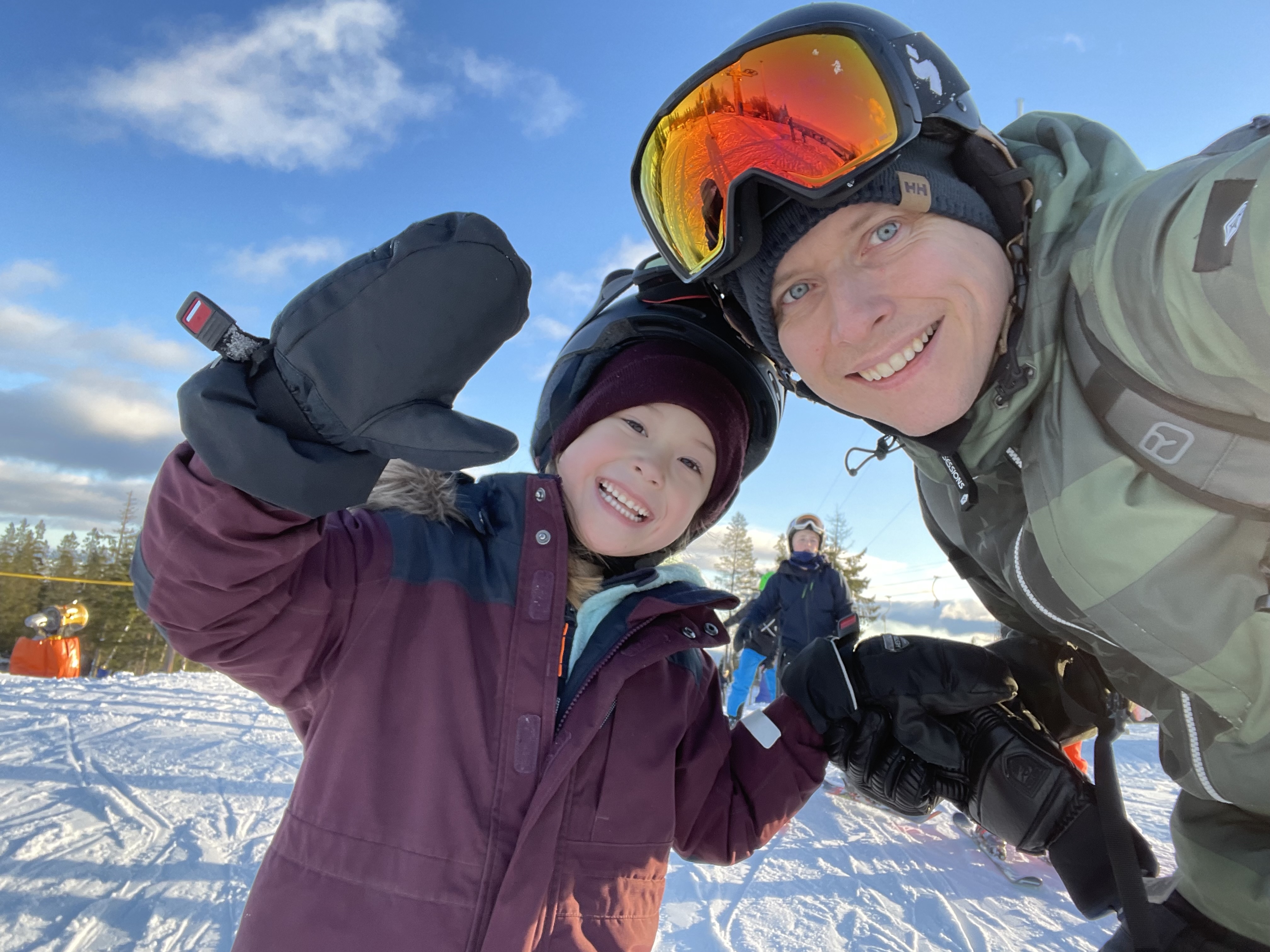 Adeline was skiing at 3 years old already - Adeline Lee Høie